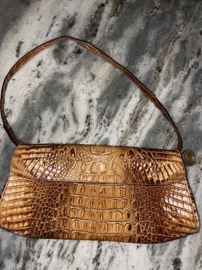 Vintage Brahmin Croc-Embossed Leather Shoulder Bag/clutch toasted almond.